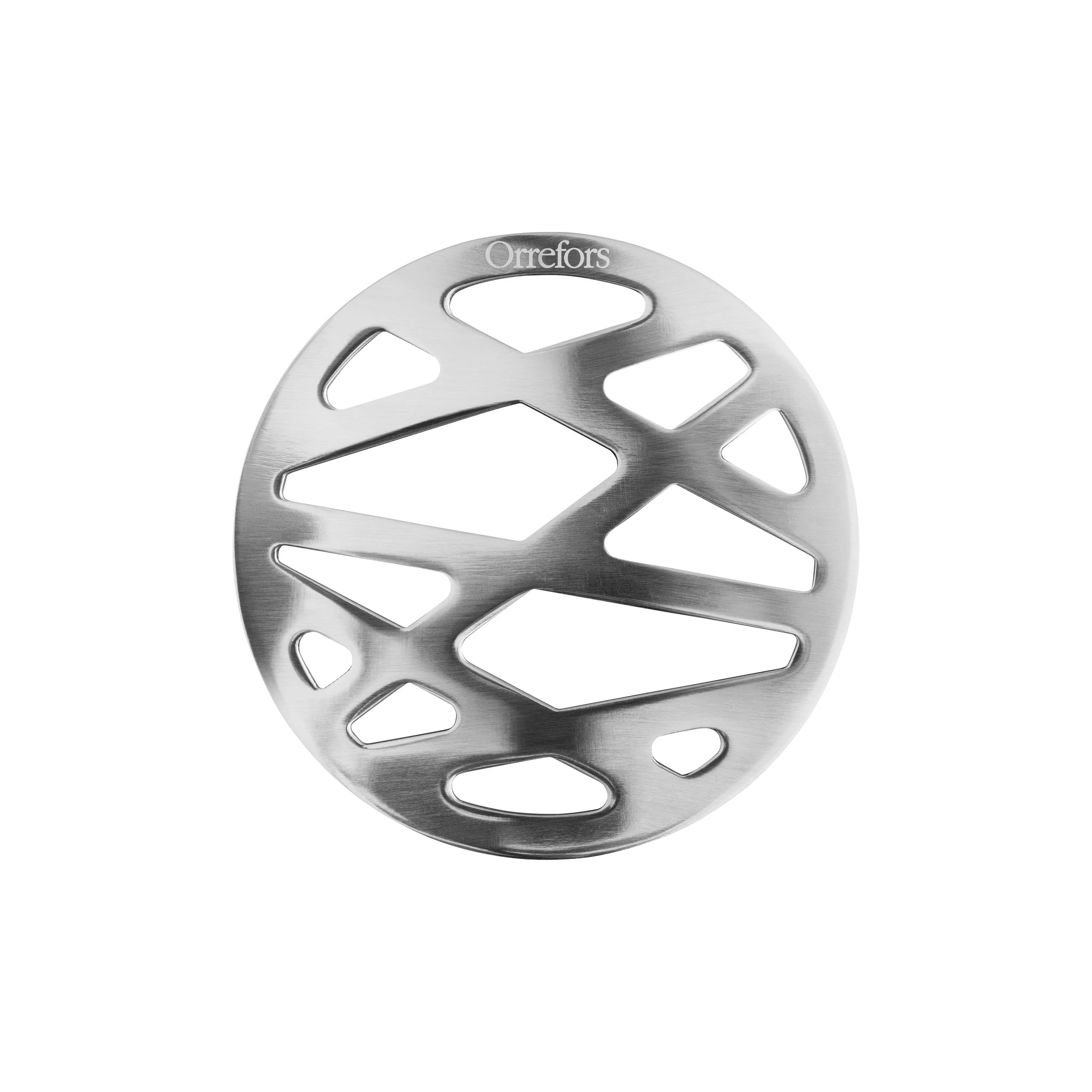 The Orrefors City Coaster 4-Pack, designed by renowned artist Martti Rytkönen, features an abstract geometric cutout in silver. Perfect for adding elegance to your urban living space.