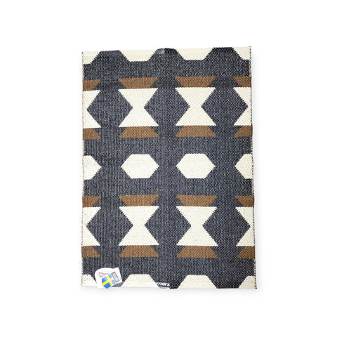 Rug: Disa Black Vinyl