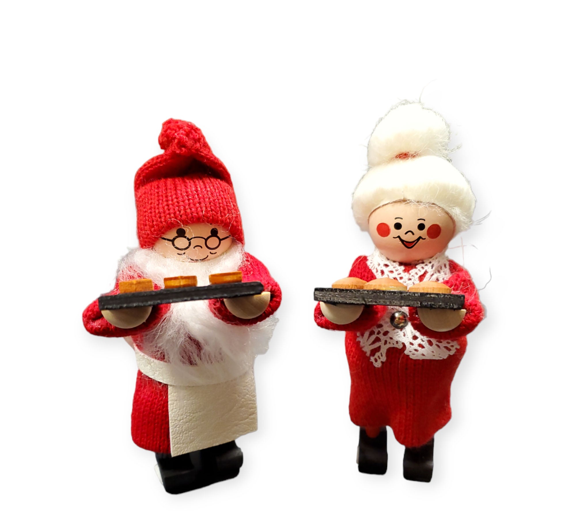 Figurine: Tomte with Baking Plate, Boy or Girl