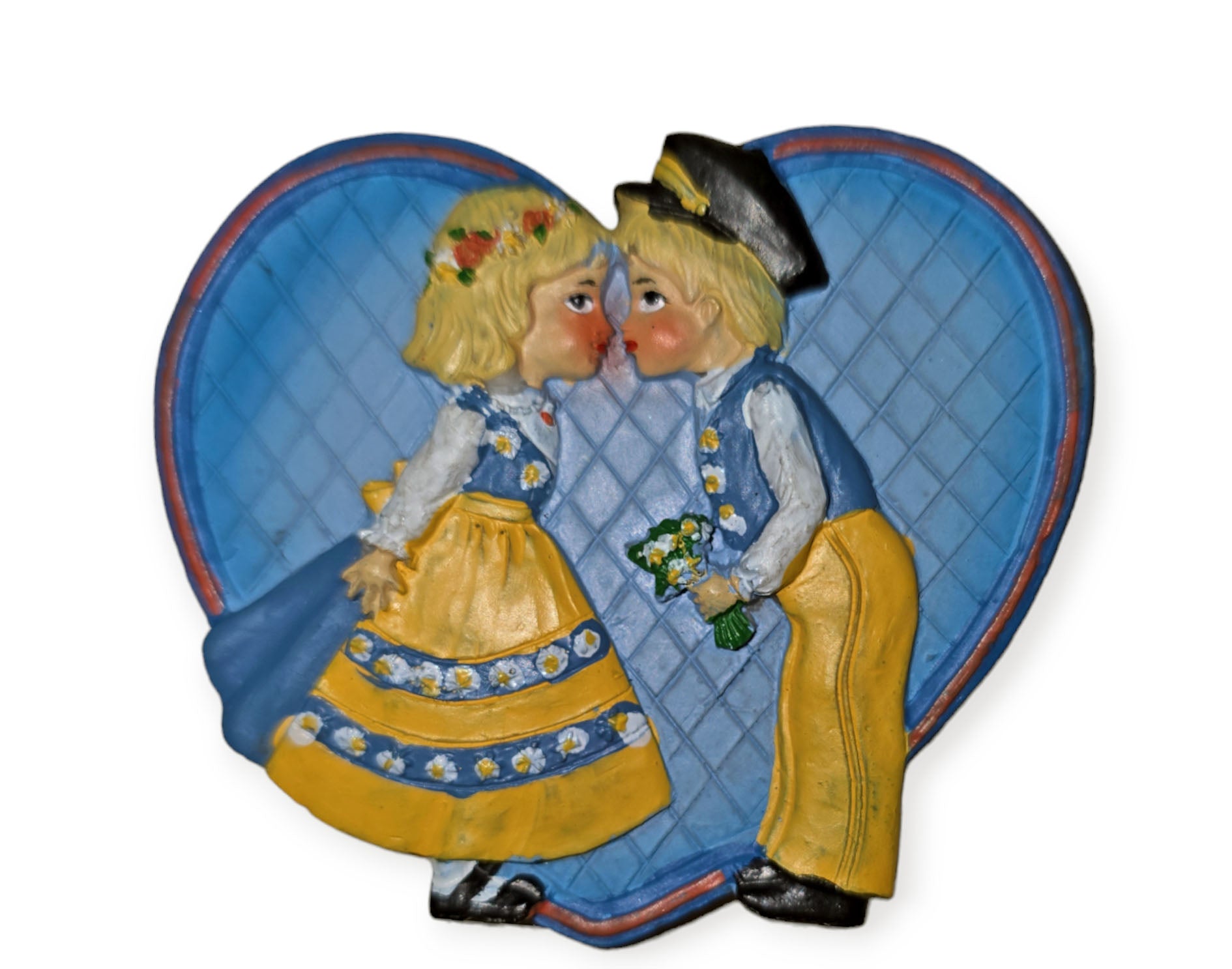 Magnet: Swedish Couple Kissing