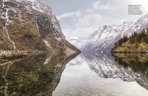 Book: Norway Land of Mountains and FjordsClaudia Martin Hardcover