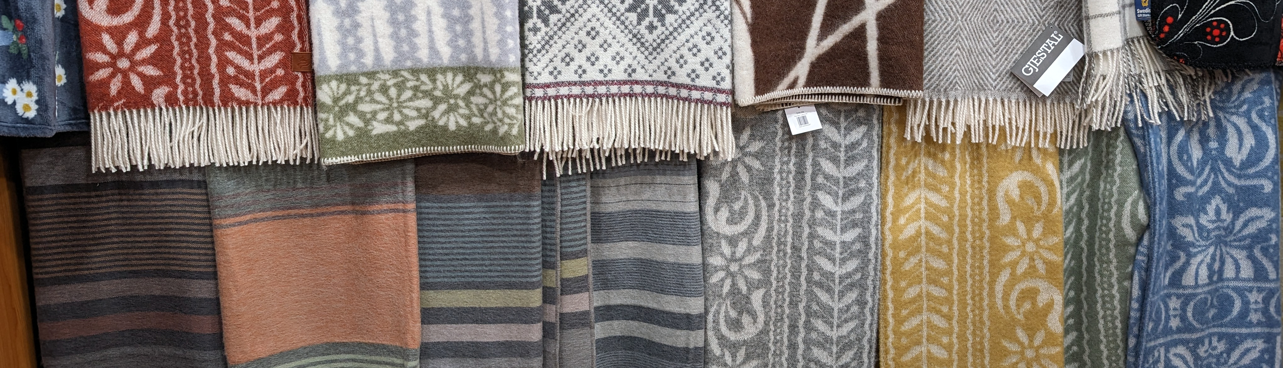 Decor: Swedish Blankets and Throws