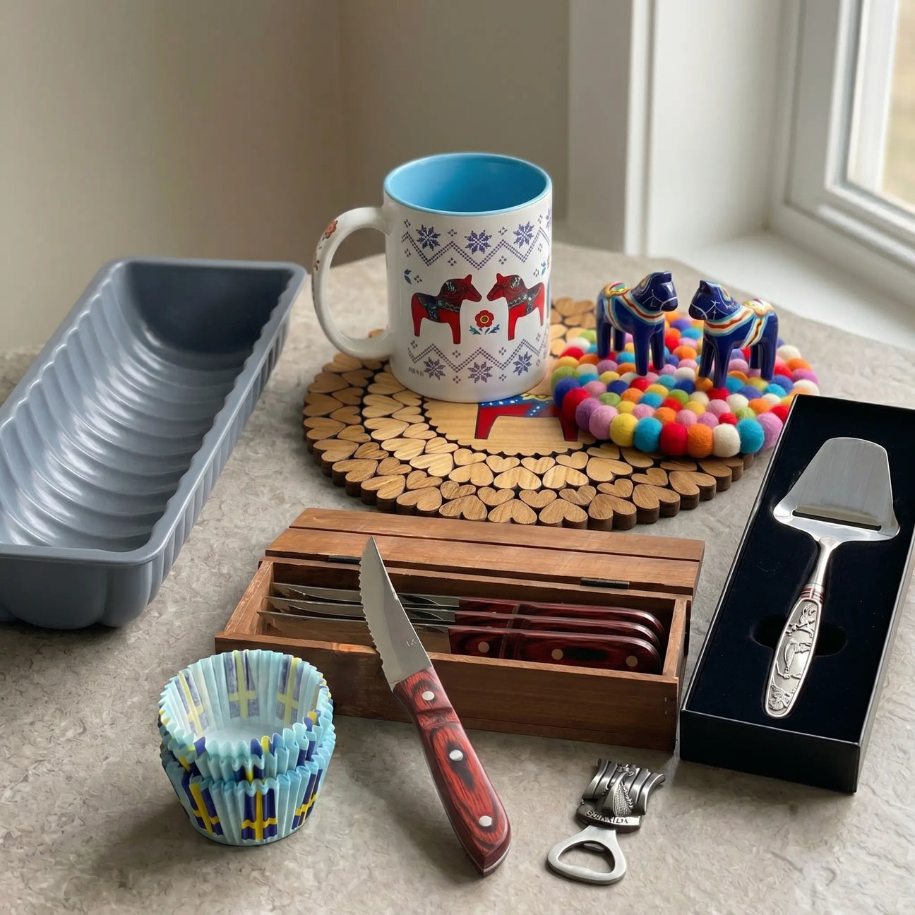 Kitchen & Dining