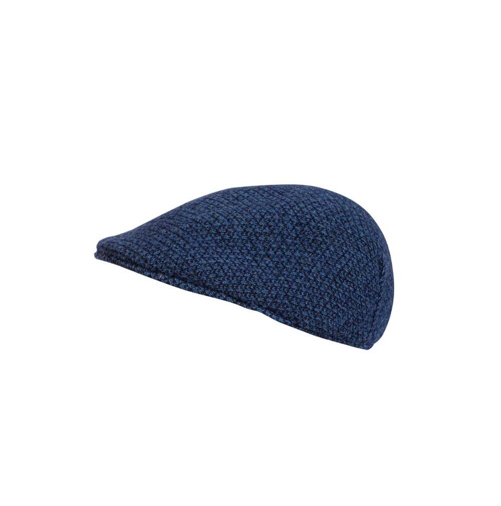 Introducing the Wool Flat Cap in Blue: This men's flat cap features a textured pattern, making it an ideal choice for autumn. The side view highlights its stylish design.