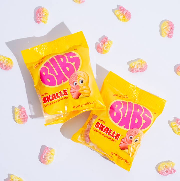 Candy: Bubs Sour Skalle - Fruity Lemon Flavor Mix Chewy Gummy Skulls (90g) Bag 3.17 oz Swedish Candy