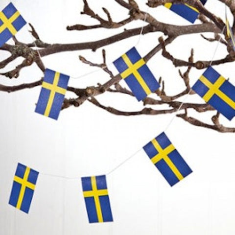 Ornament: Swedish Flag Garland