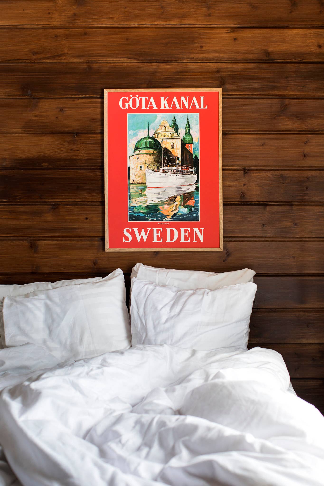 Poster: Scandinavia Travel Poster Göta Kanal Vadstena, Poster 50 x 70 cm