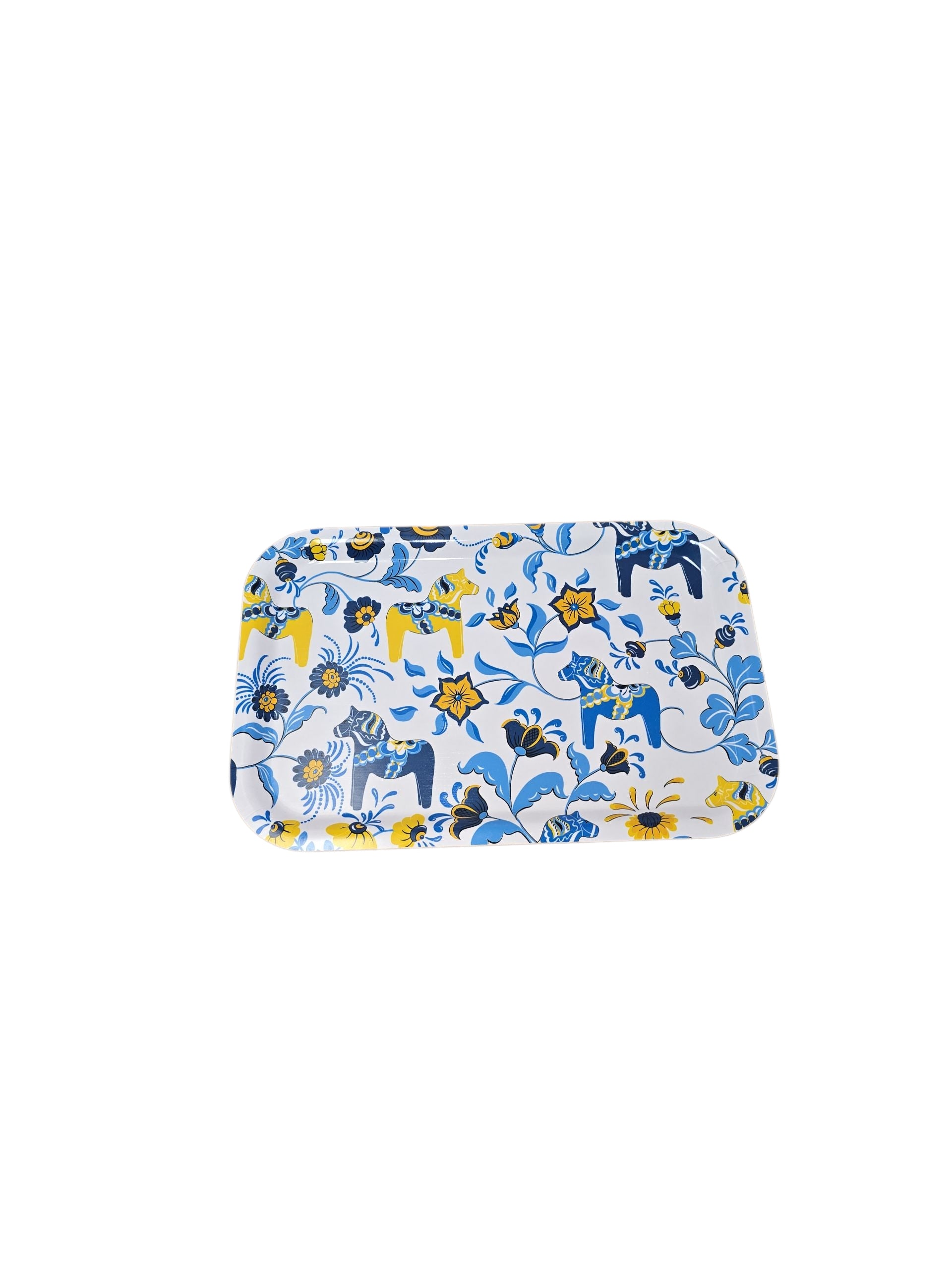 Rectangular Tray: Leksand Dala Horse Tray (33 × 21 cm), made of laminated birch wood with a white background and orange, red, and blue floral pattern, inspired by Scandinavian design. Placed on a plain white surface.
