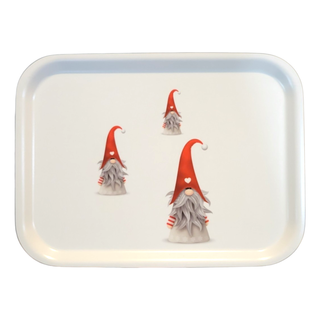 Julvattar tray measuring 27x20cm, adorned with three gnome illustrations sporting red hats and white beards.