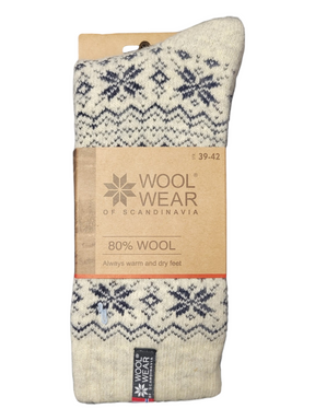 A package of Wool Wear - Ice Star socks, size 39-42, in white/navy with a Norwegian flag and 80% wool. Always warm and dry feet—perfect comfort and authentic Scandinavian style.