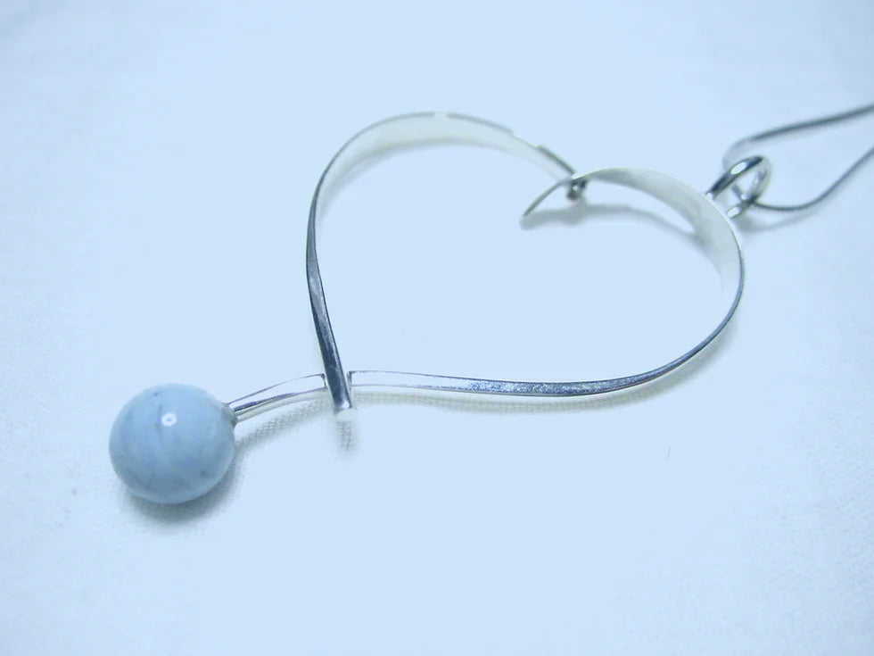 Necklace: Silverheart Pendant - Swedish Blue