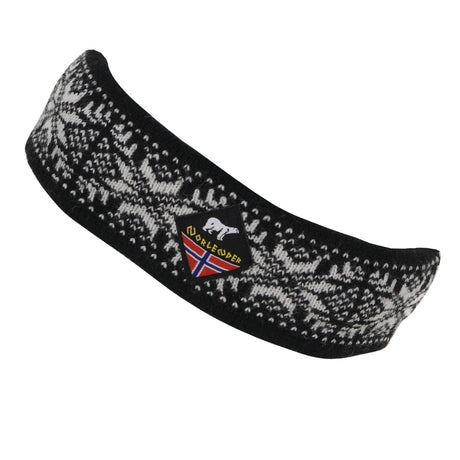 Black and white snowflake-patterned headband, featuring an embroidered logo with a bear and flag design at the center, inspired by traditional Norwegian knitwear. Product: Norlender - Snowflake Headband Black.