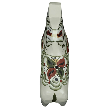 The Grannas Olsson "Anders / Anniversary Series" Gray Swedish Dala Horse (13 cm) is a handcrafted ceramic figurine, celebrating traditional Swedish craftsmanship with its unique design.