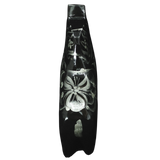 The Grannas Olsson "Celebrate Series" Black & Silver Swedish Dala Horse (13 cm), handcrafted in Sweden, features intricate silver patterns inspired by folk art, shown against a plain white background.
