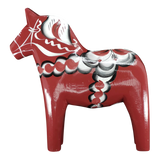 The Grannas Olsson Burgundy Swedish Dala Horse "Maria / Anniversary Series" (15 cm), handcrafted in Sweden, features painted decorative patterns and celebrates traditional Swedish artistry.