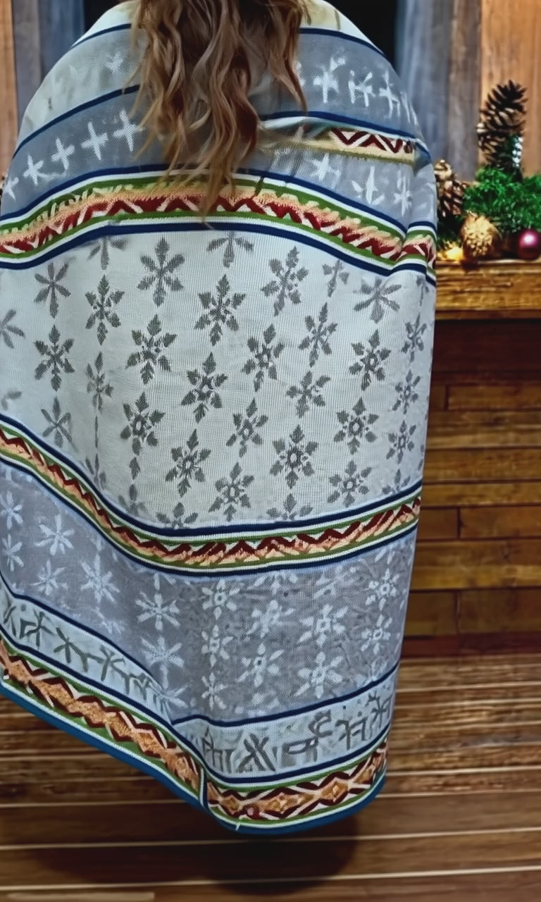 Blanket: Laponia - 100% Norwegian Lamb's Wool by Kerstin Landstrom