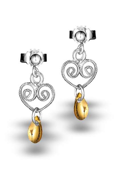 Sølje Classic Heart Earrings, made from sterling silver and featuring gold teardrop pendants in a style reminiscent of traditional Norwegian jewelry, are elegantly displayed on a white background.