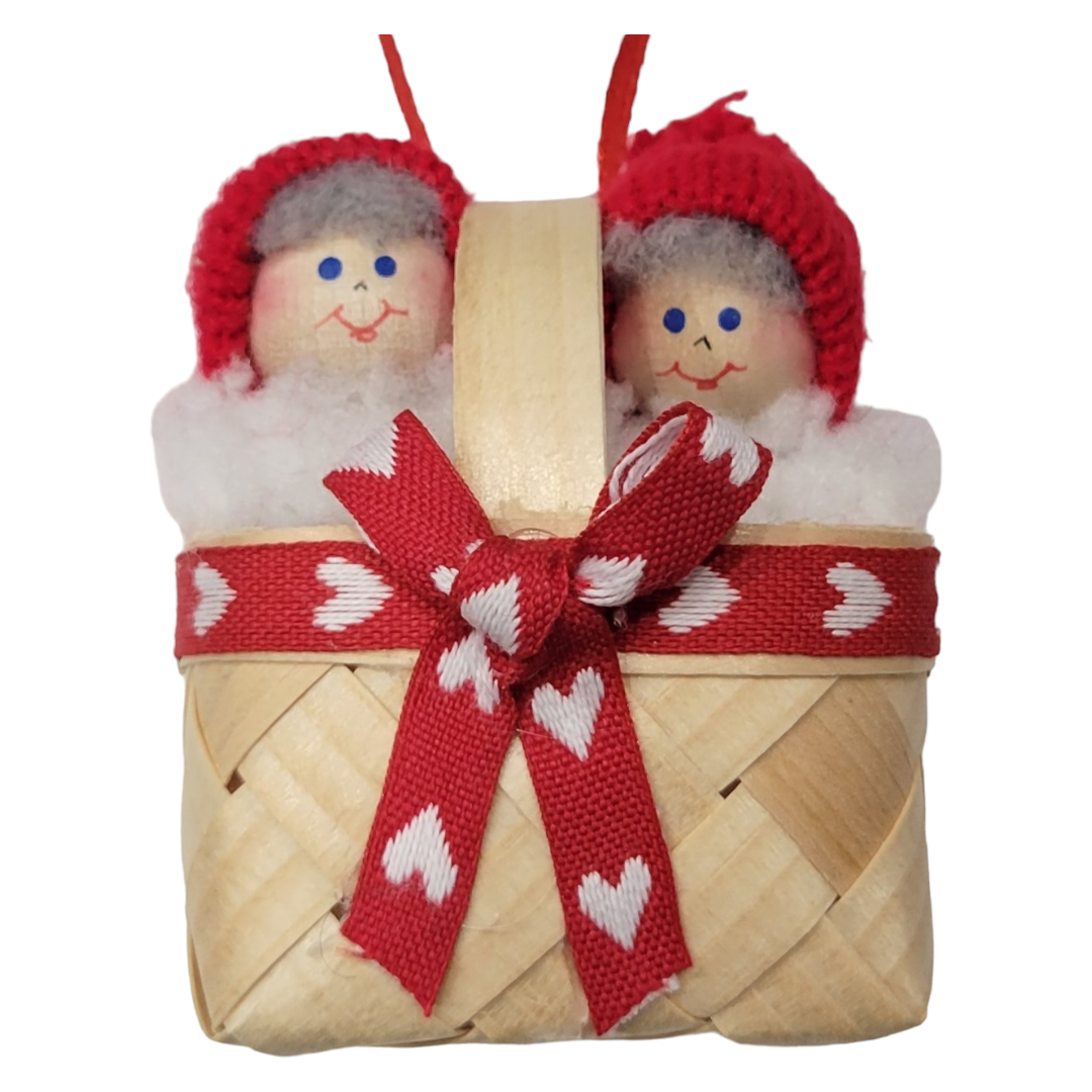 Ornament: Santas in Basket