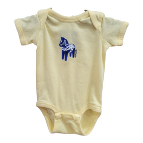 Adorable 100% cotton yellow onesie with a cute blue Swedish Dala Horse design, available in sizes 6, 12, and 18 months.