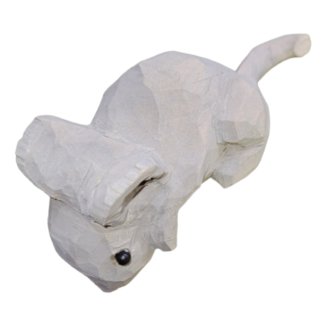 Figurine: Mouse Carved