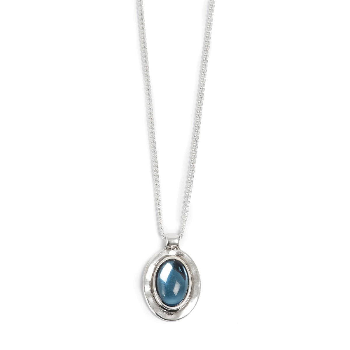 Jewelry: Silver Deep Blue Glass Necklace